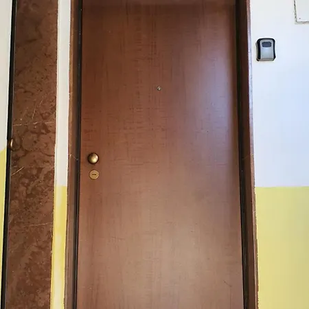Center Apartman *
